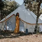 Роскошный шатер Lodg'ing Nature Camp Luberon Saint-Michel-l'Observatoire