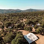 Роскошный шатер Lodg'ing Nature Camp Luberon *