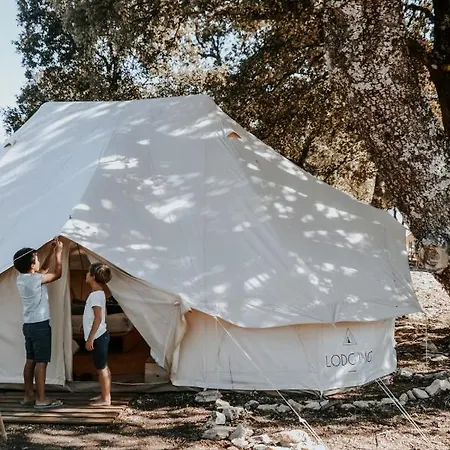 Lodg'ing Nature Camp Luberon *