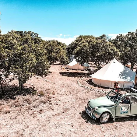 Lodg'ing Nature Camp Luberon *