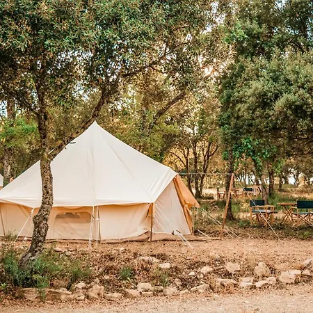 Lodg'ing Nature Camp Luberon * Saint-Michel-lʼObservatoire