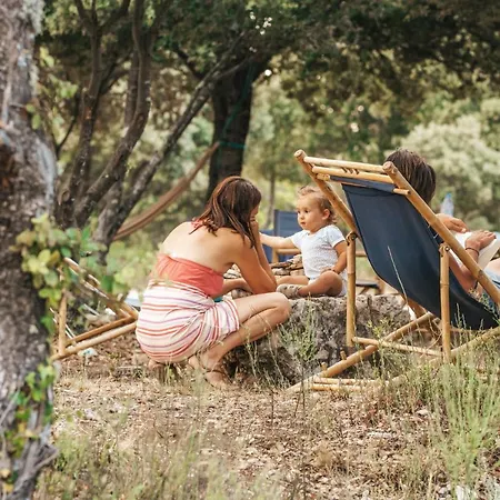 Lodg'ing Nature Camp Luberon * Saint-Michel-lʼObservatoire