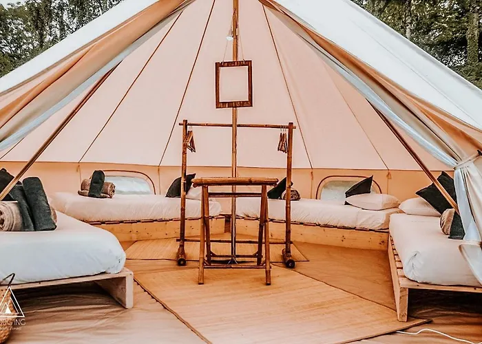 אוהל מפואר Lodg'ing Nature Camp Luberon Saint-Michel-lʼObservatoire